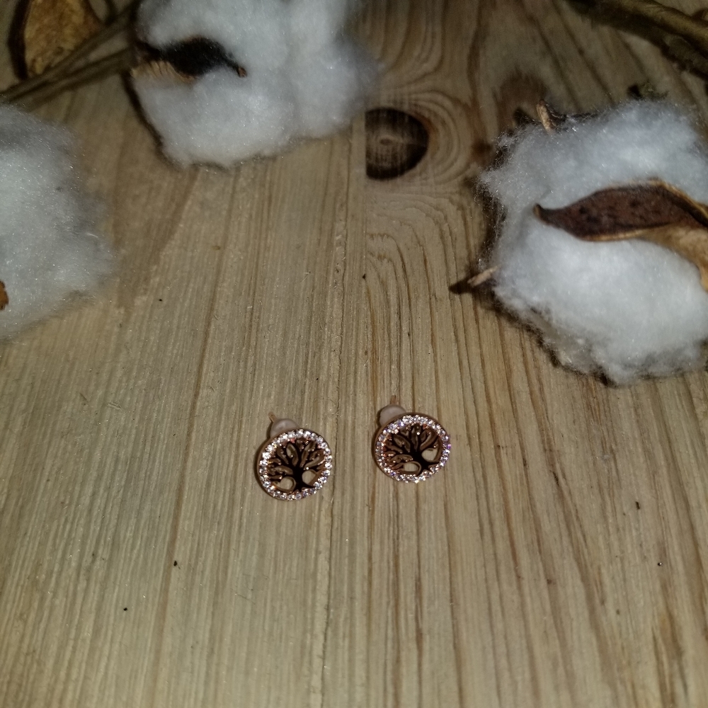 🌳🌳Super Cute Tree earrings in ROSE GOLD 🌳🌳 - Picture 4 of 5